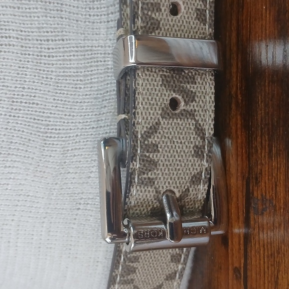 Michael Kore Mk Logo Tan And Cream Color Buckle Belt Small - Picture 5 of 11